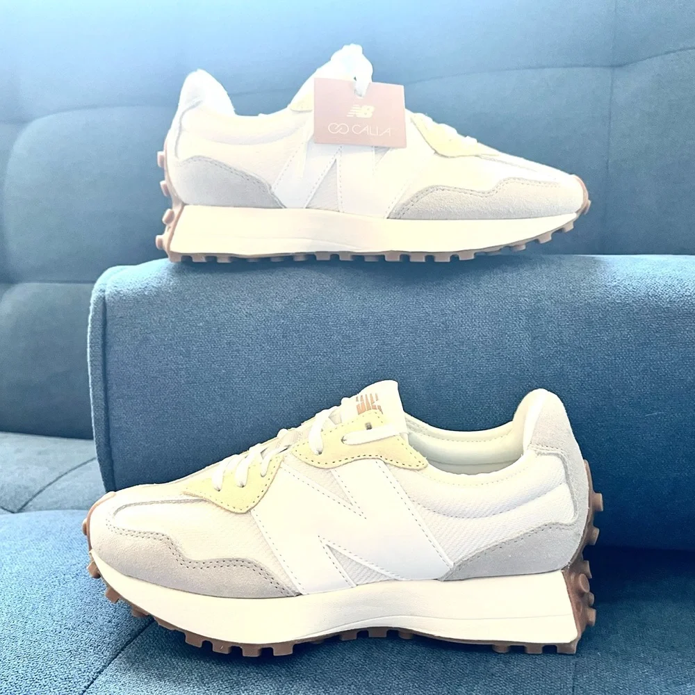 New Balance 327 Casual Womens Sneakers Shoes White Grey size 8.5  NEW